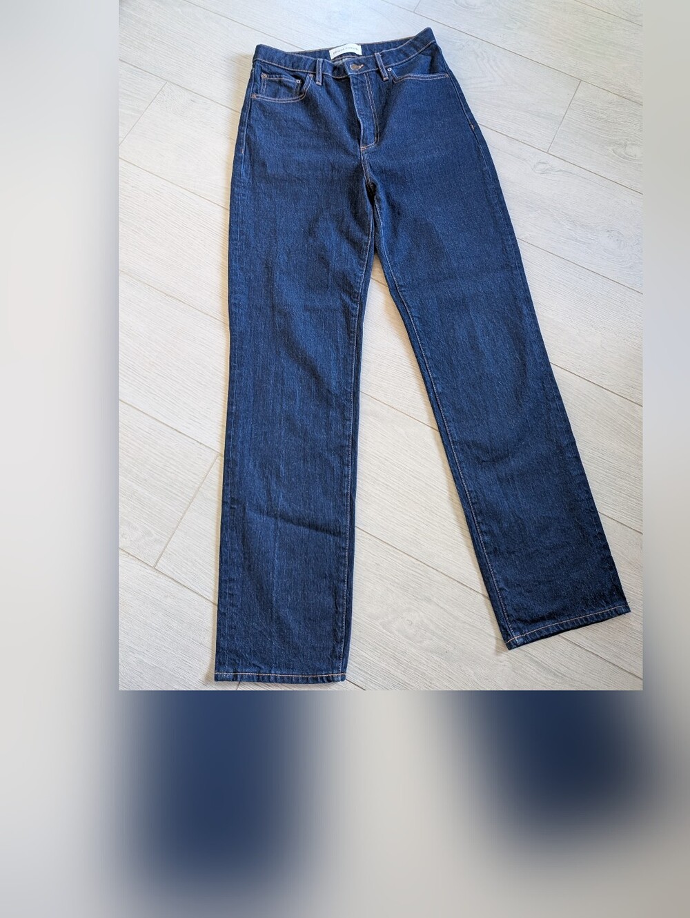 Aritzia Denim Forum 29 Dark Blue Straight-Leg Jeans
